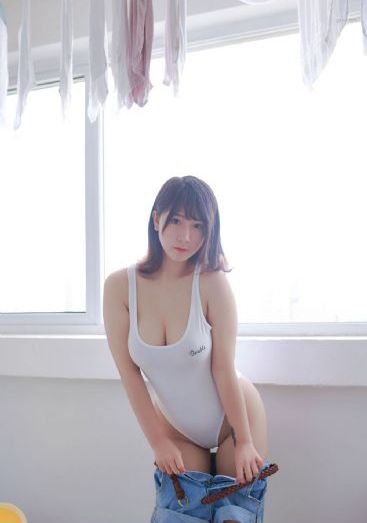 午夜裸体性播放_BD韩语完整在线观看