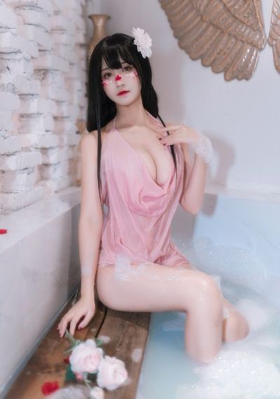 妈妈的朋友在线观看完整版_十万网红美女美酱
