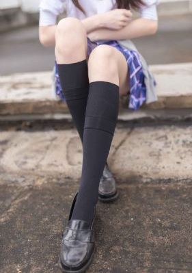 色呦呦在线播放_BD英语全集免费观看