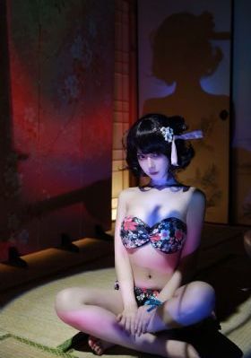 无翼乌不知火舞_720免费在线播放